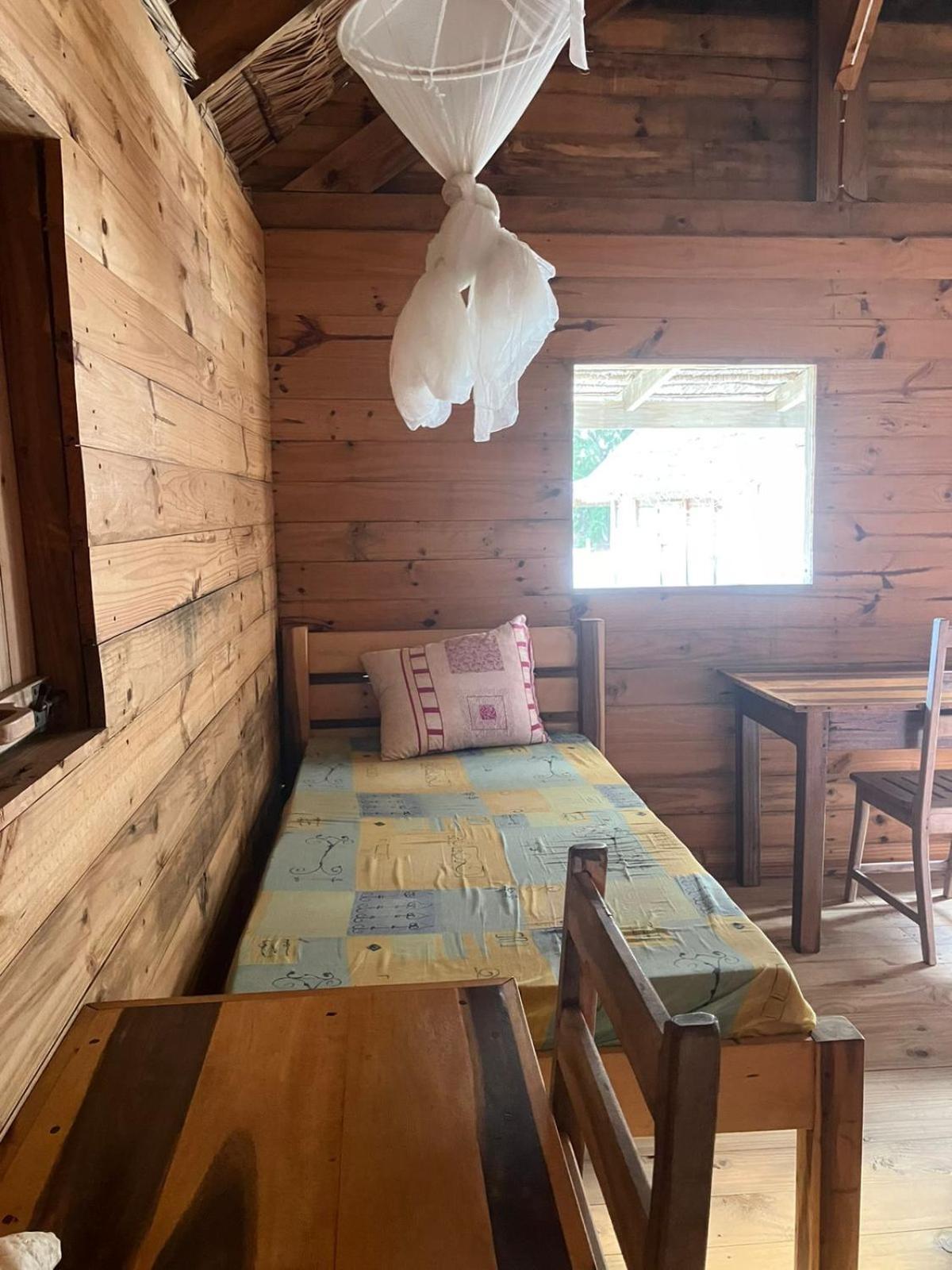 Vazaha Vezo Bed & Breakfast Andavadoaka Екстериор снимка